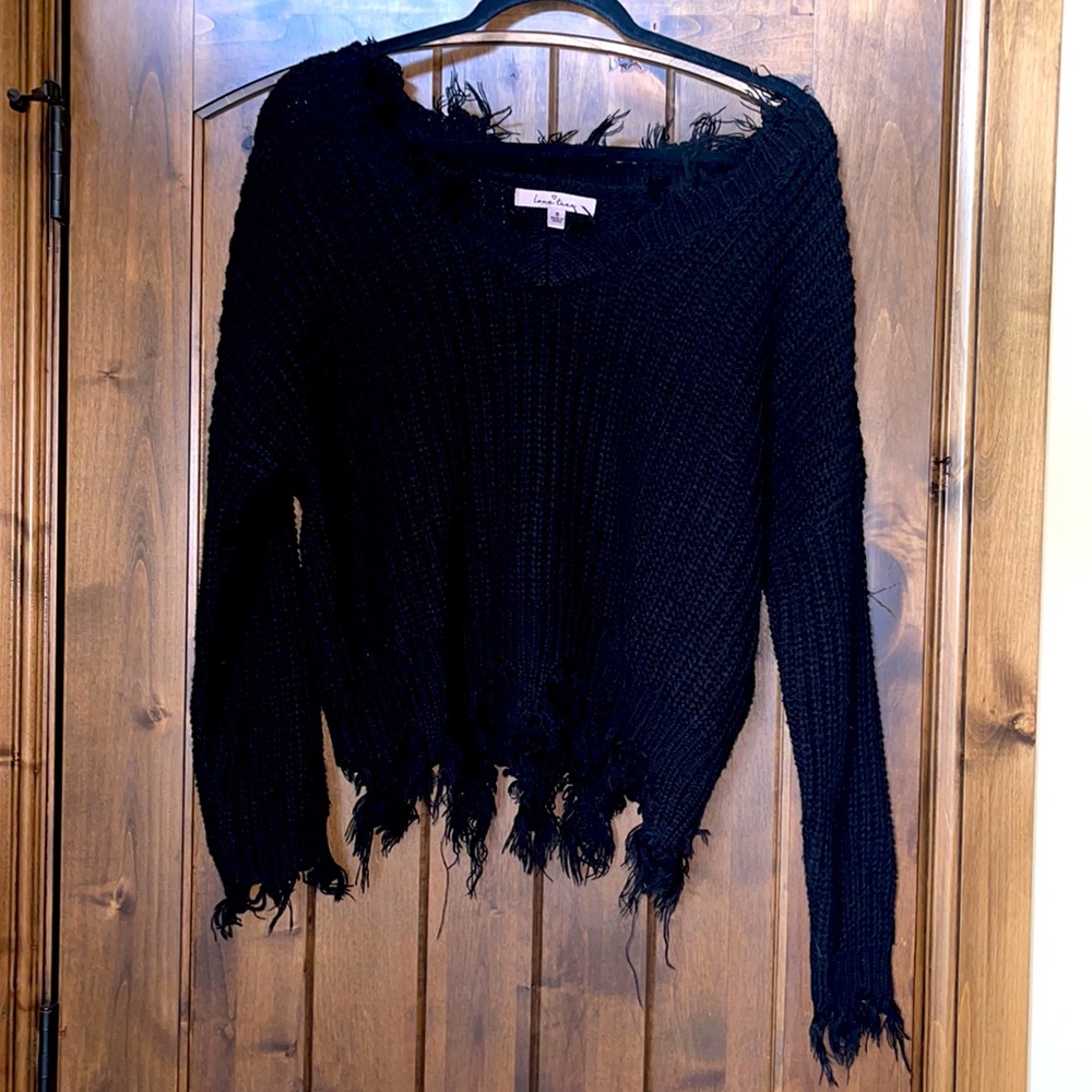 Love Tree Frayed V neck sweater